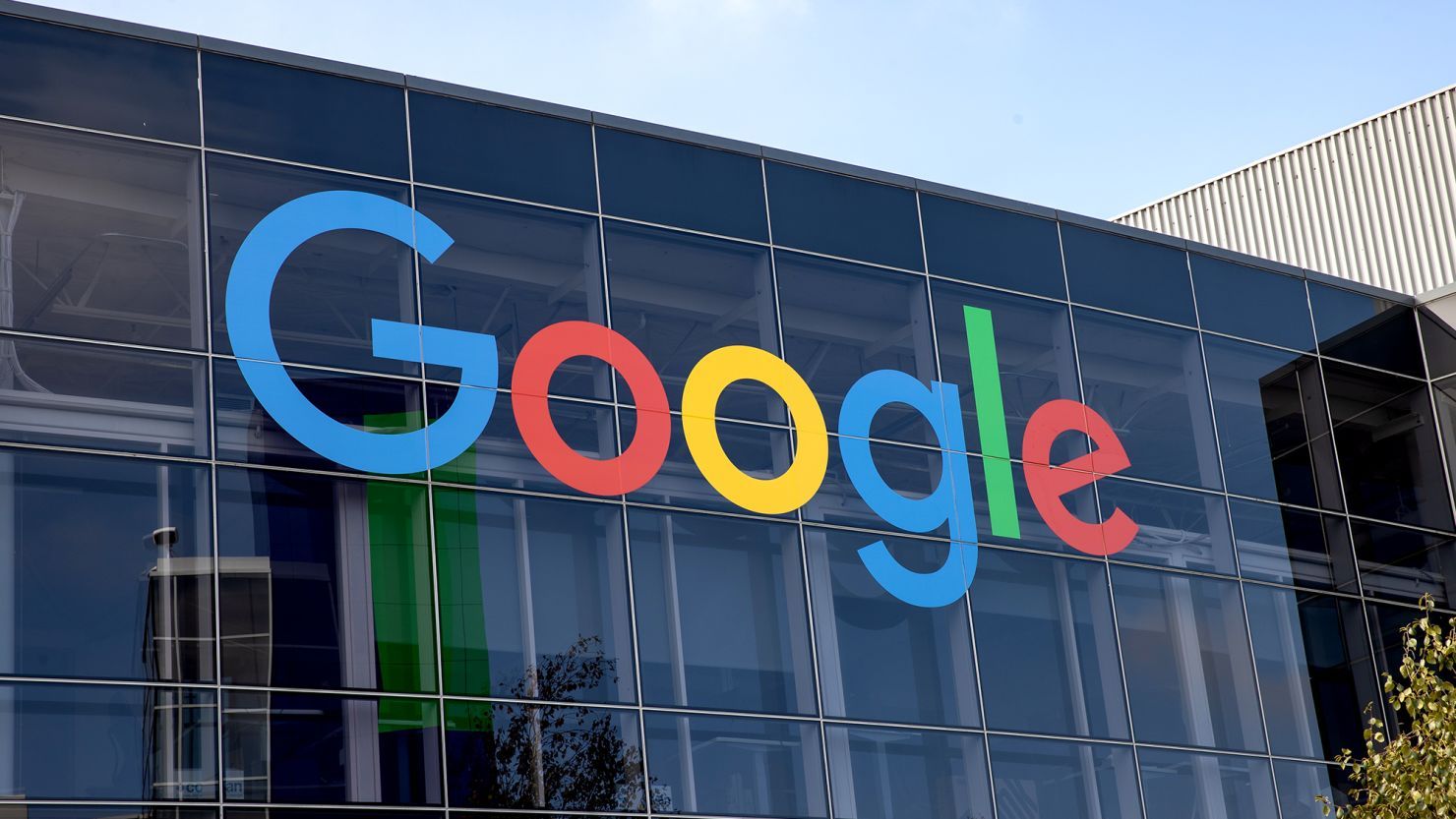 Image de l’article Google applique désormais la TVA numérique de 18 % au Sénégal