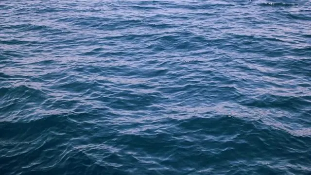 7. 60대 여성 맞춤형 미백과 잡티 케어 전략 이미지