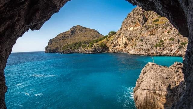 기초수급자 자격 유지 및 변경 사항 이미지