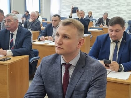 Депутаты Железногорска  приняли отставку заместителя председателя Совета