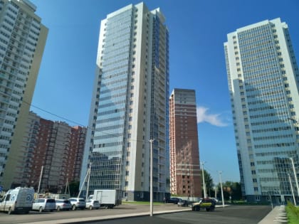 Долгожданные ключи: в Красноярске завершено строительство проблемного дома