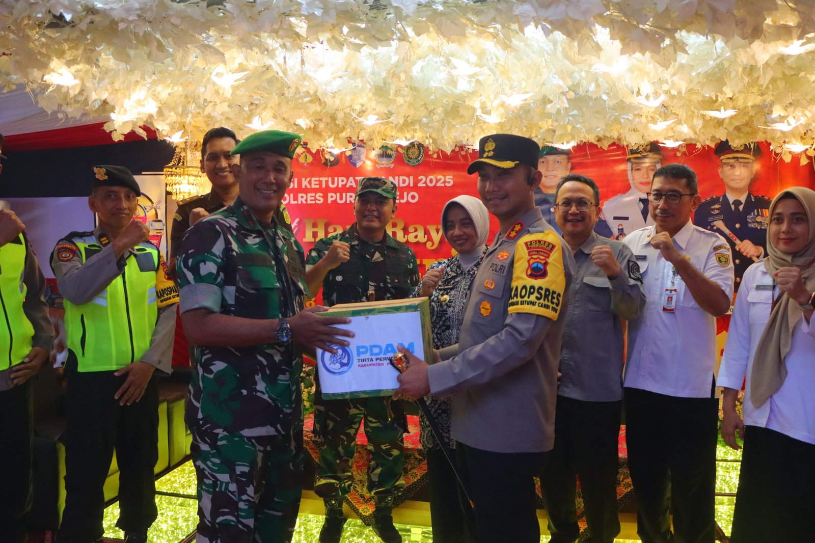 Kapolres Purworejo Bersama Forkopimda Tinjau Pos Pengamanan dan Pelayanan Lebaran 2025