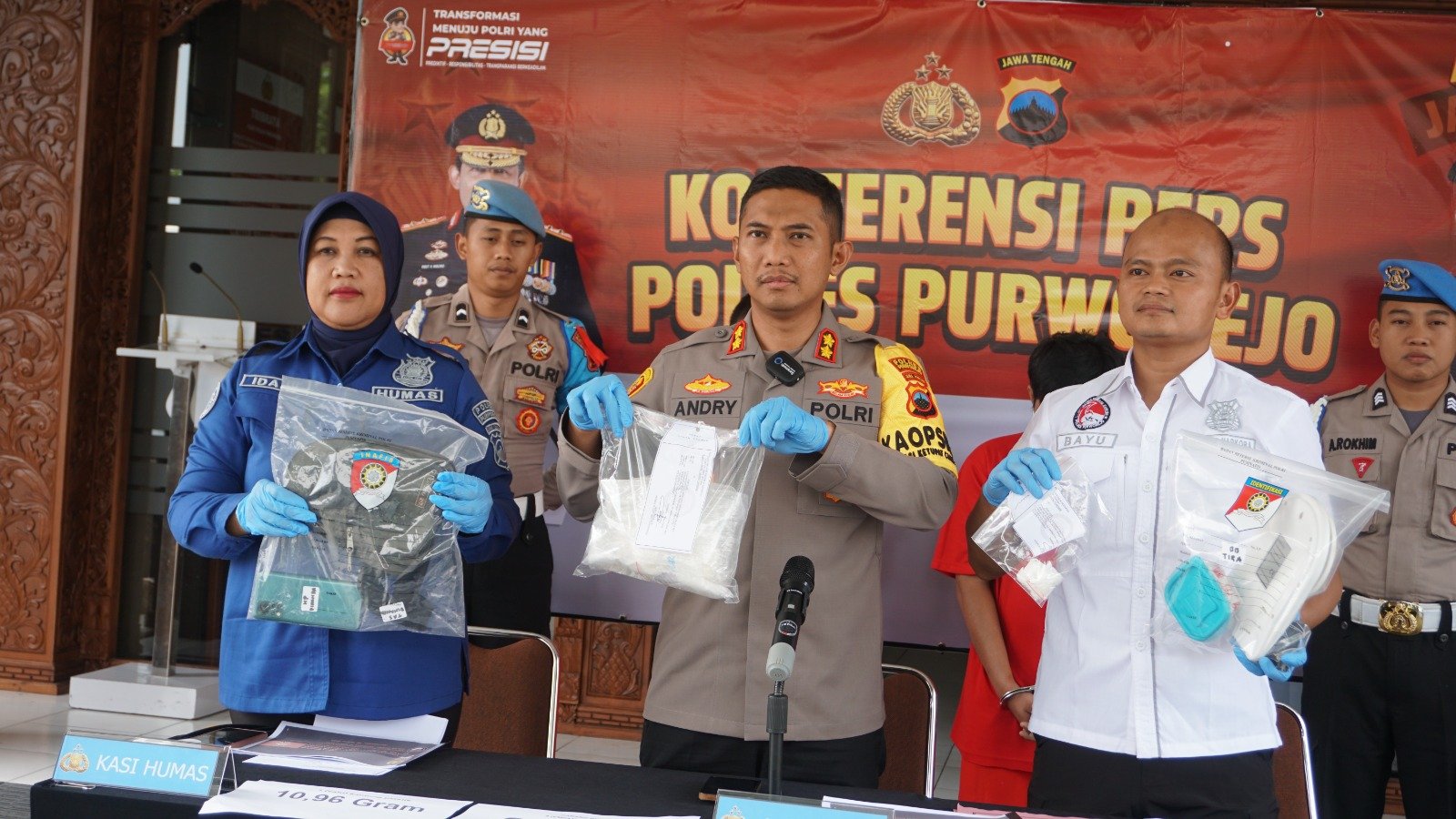 Polres Purworejo Tangkap Dua Pengedar Sabu, Barang Bukti Senilai 800an Juta Disita Polisi