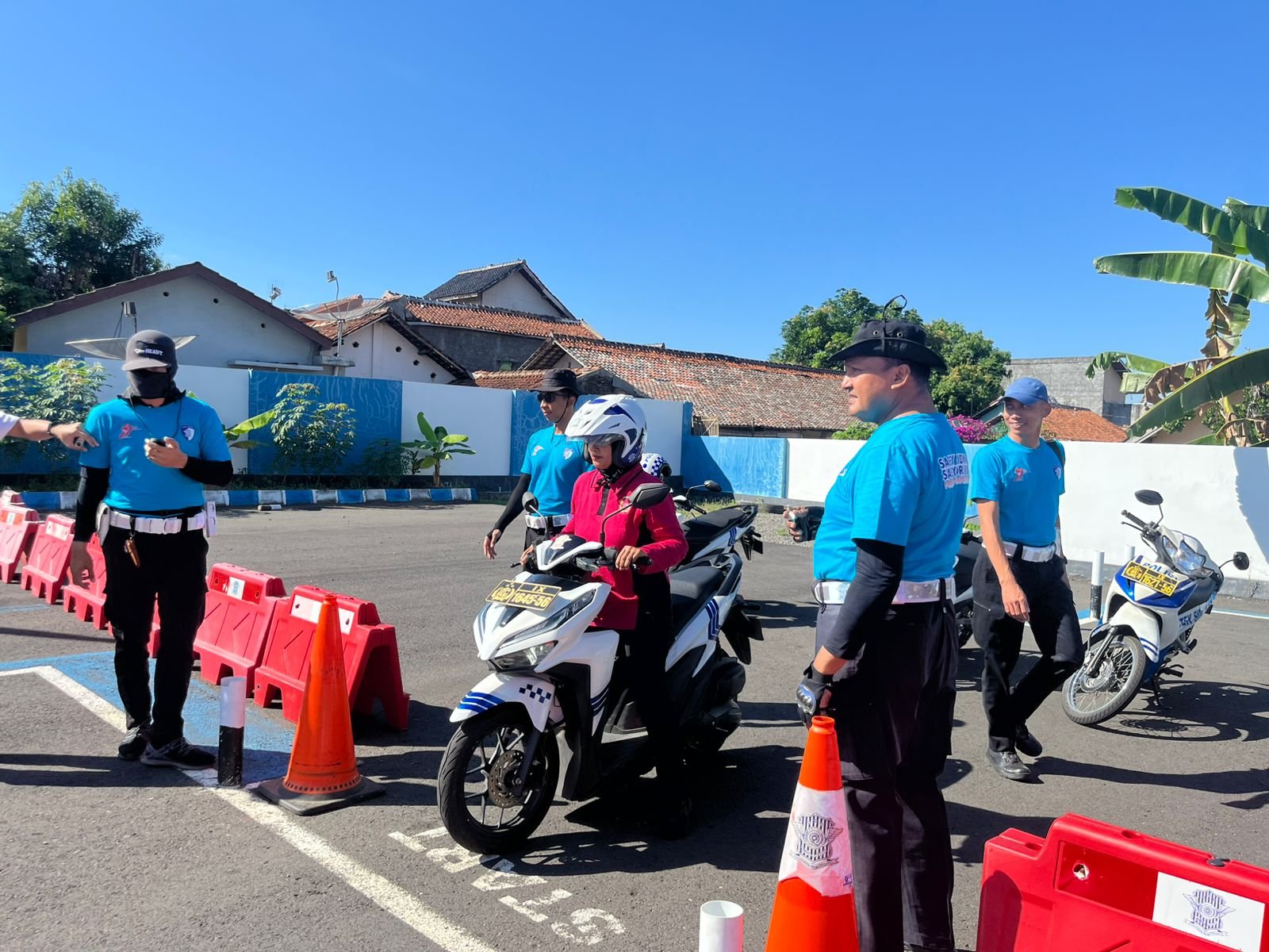 Polres Purworejo Laksanakan Pelatihan Safety Riding Bhayangkari: Wujud Kepedulian terhadap Keselamatan Berkendara