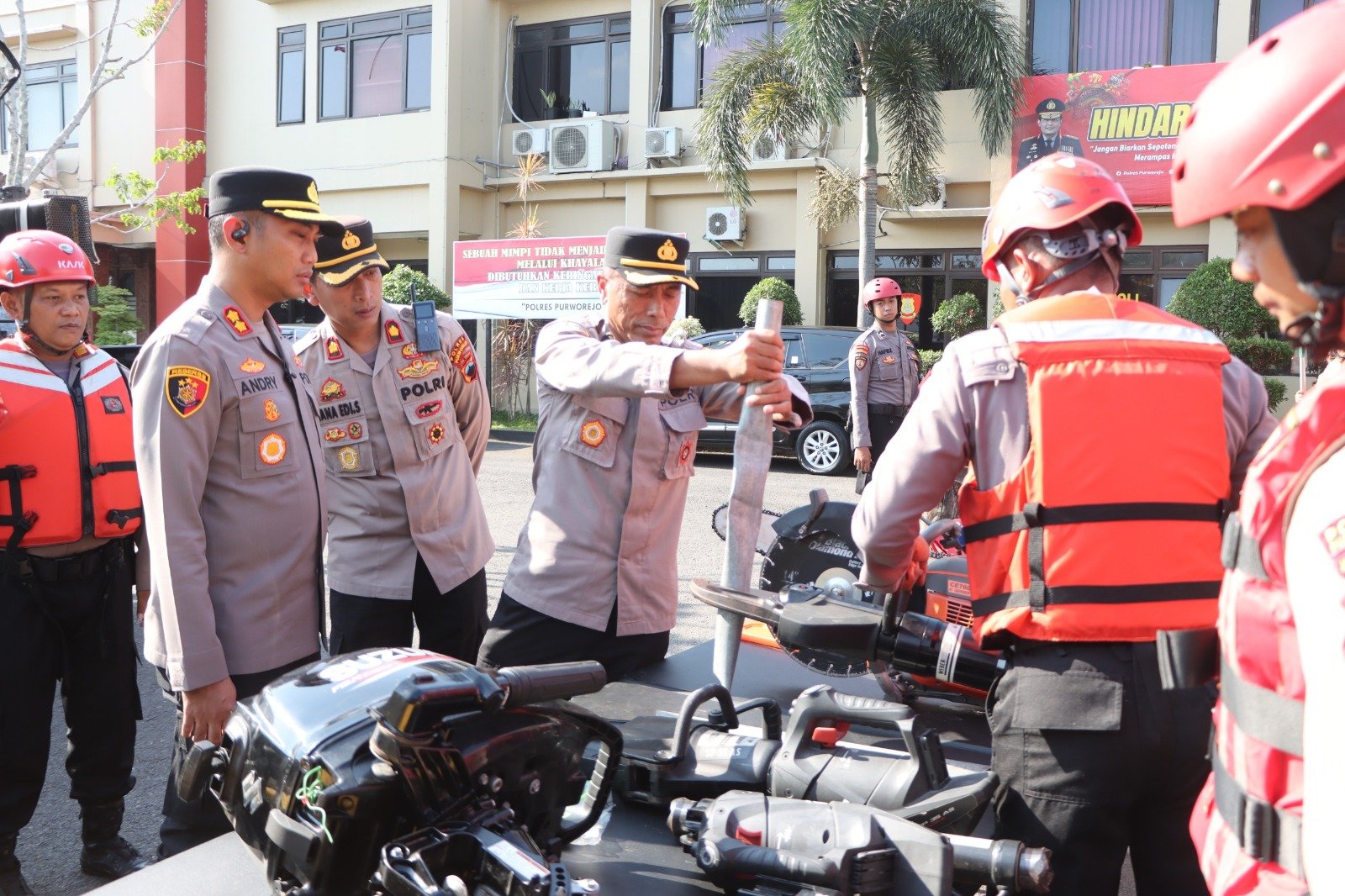 Siaga Penuh Bencana: Polres Purworejo Cek Kesiapan Personel dan 'Senjata' Penolong