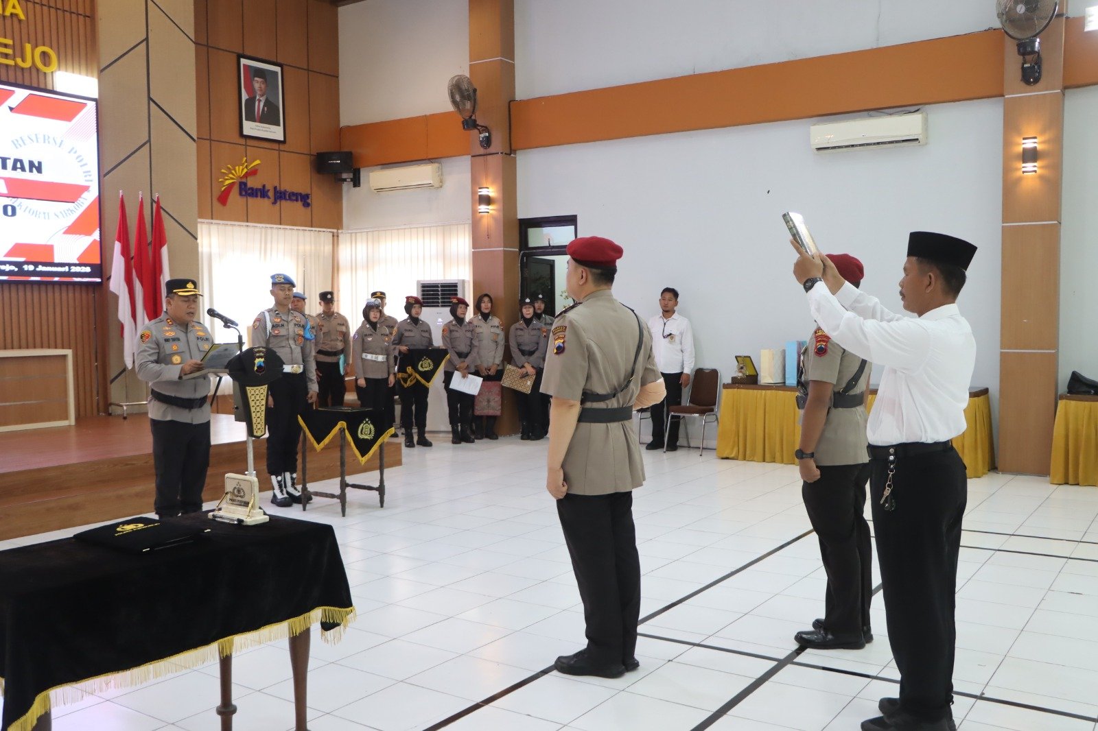 Pucuk Pimpinan Satnarkoba Polres Purworejo Berganti, Kapolres: Jaga Dedikasi dan Wariskan Prestasi