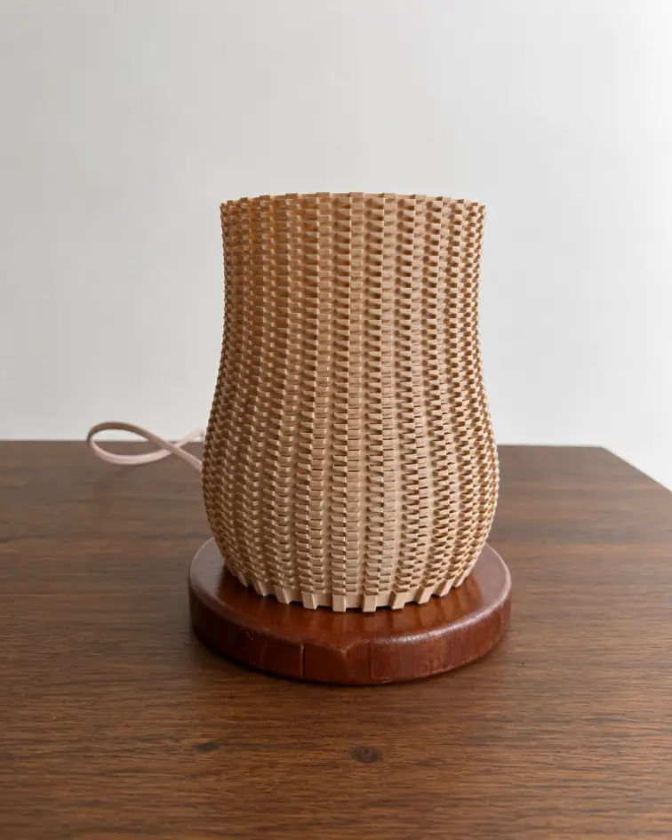 Aura – Lámpara de Mesa