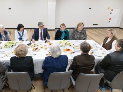 О чем говорили губернатор Тульской области Дмитрий Миляев и женщины-ветераны спорта