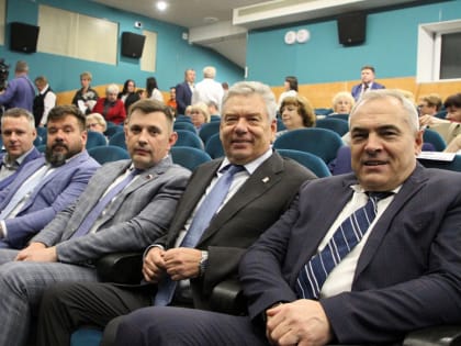 Тульские единороссы поздравили Новомосковск с Днем города