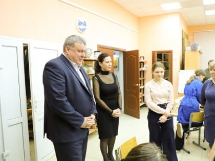 Глава тульской администрации посетил Детскую школу искусств №6