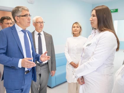 Капремонт детской поликлиники в Пролетарском движется к завершению