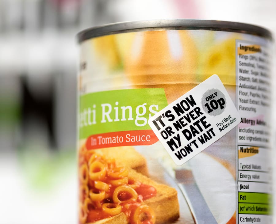 Close-up of the sticker on a tin of spaghetti hoops.
