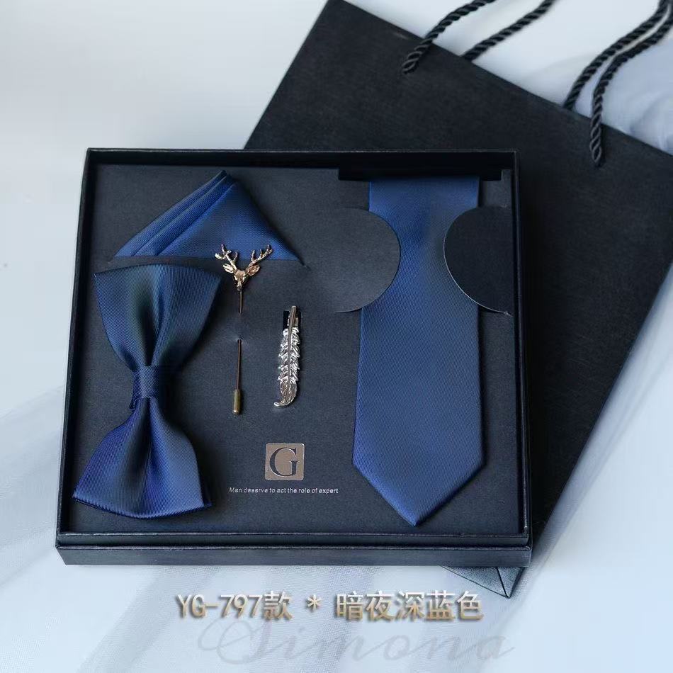 Men 5 in 1 Tie Set 3