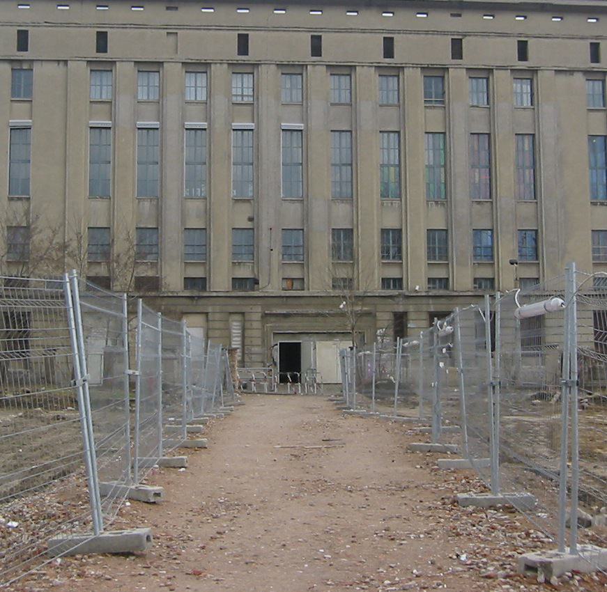 Dark techno club where techno kick drum design resonates