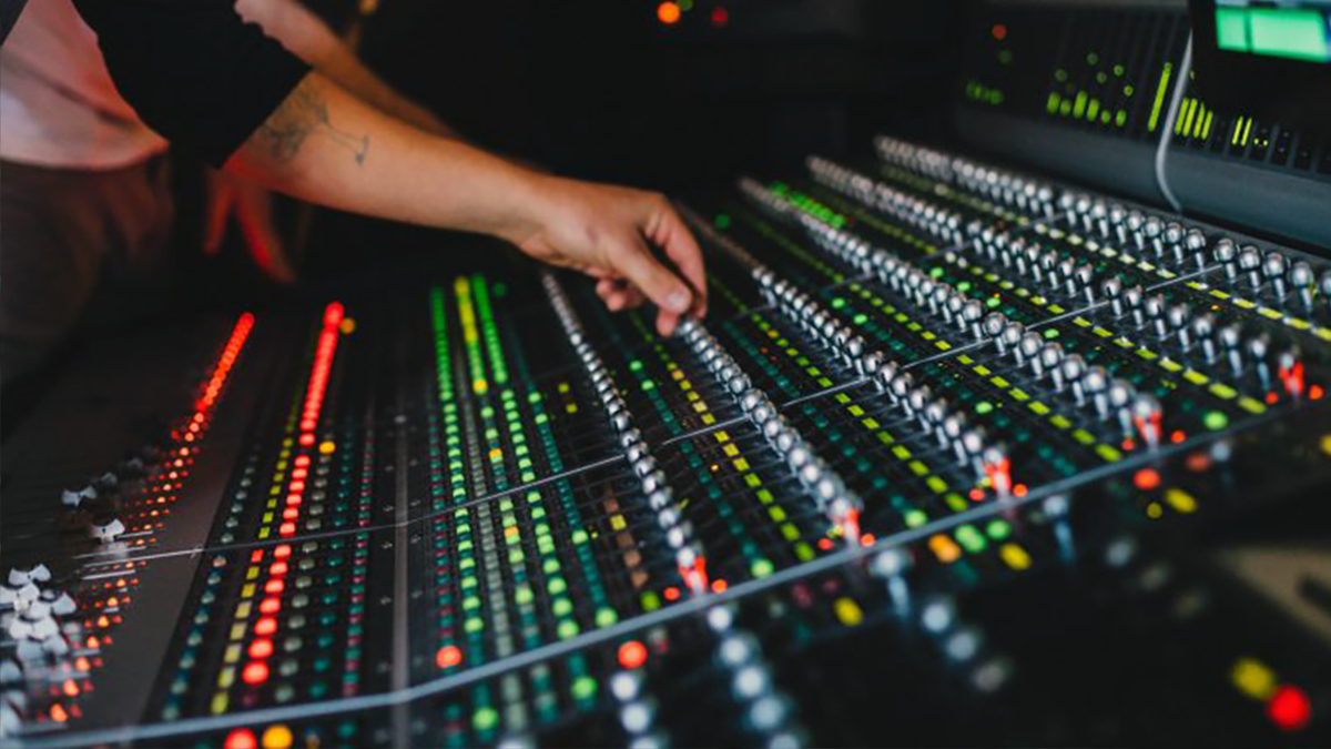 믹스 품질 평가 방법 - 주파수 분석과 셀프 크리틱