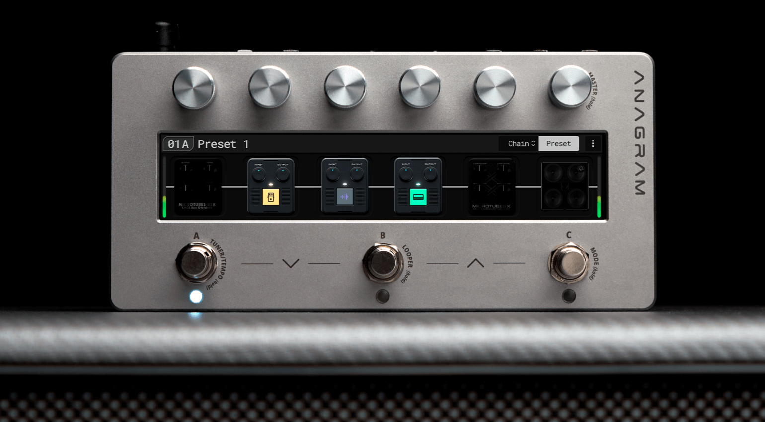 Neural Amp Modeler 2.0 compatible hardware pedals on a pedalboard