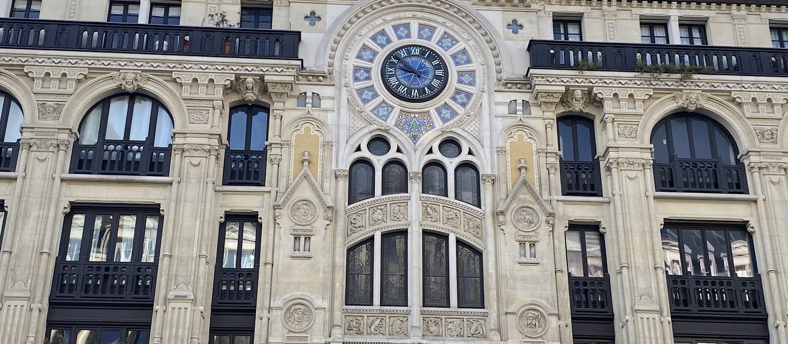 Immeuble-cathédrale de la rue Réaumur