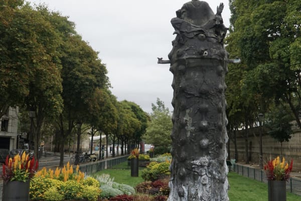 The Fernand-Saguet quay