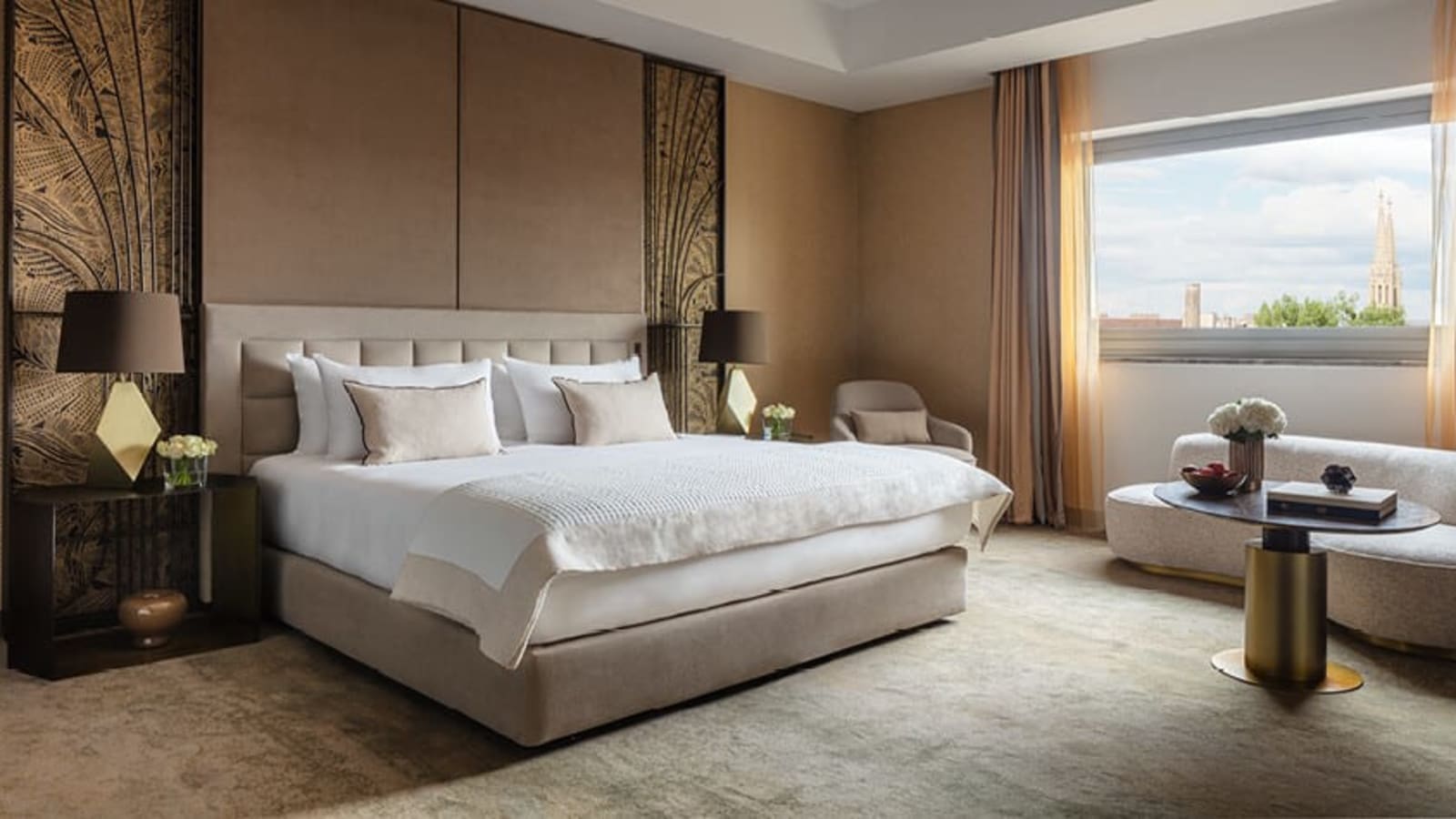 Luxurious Room Anantara New York Palace Budapest