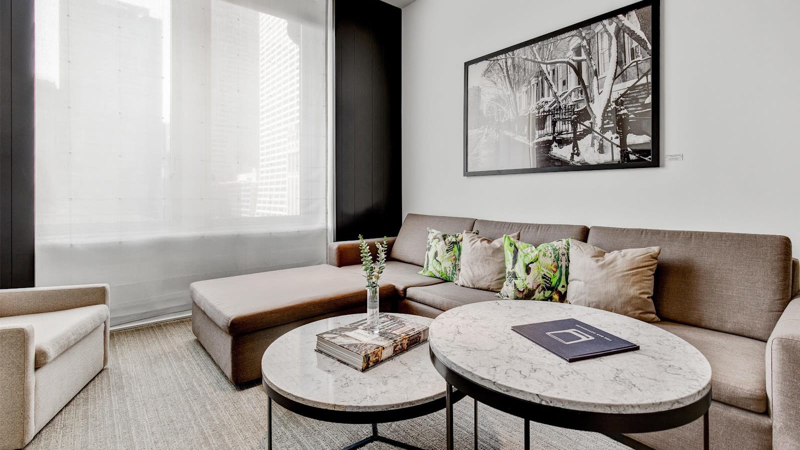 Inviting Andaz Fifth Avenue New York