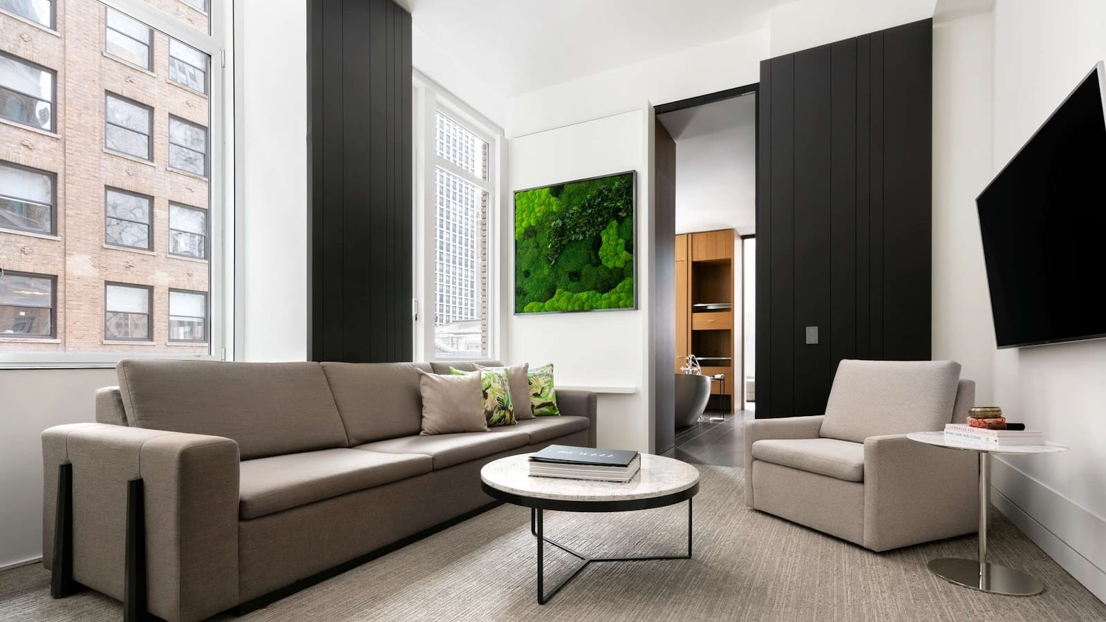 Stylish suite Andaz Fifth Avenue New York