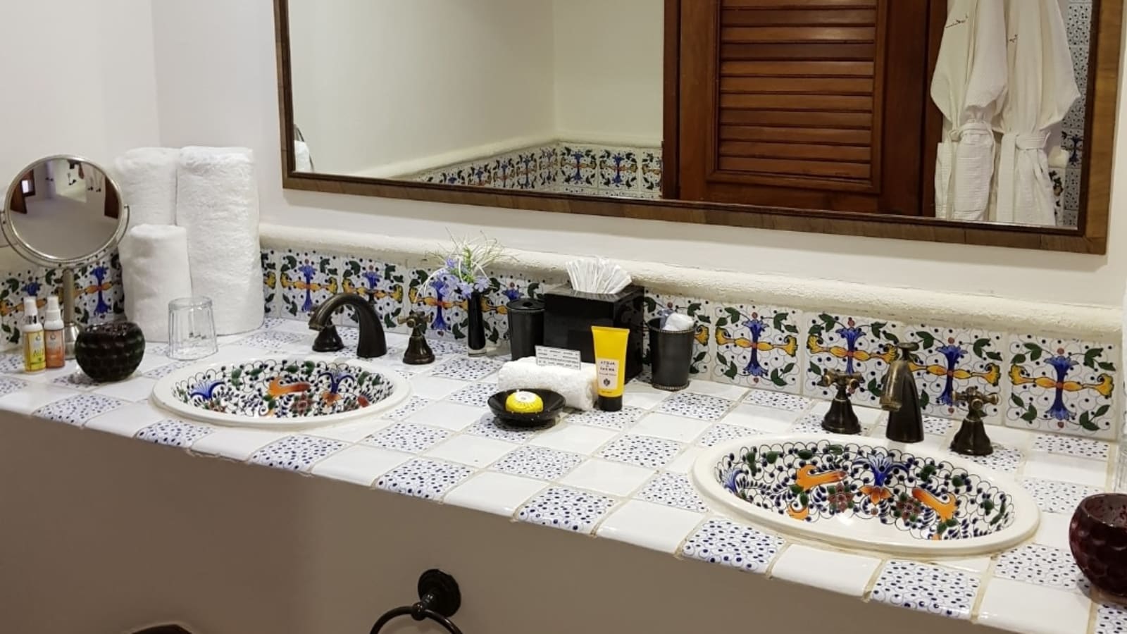 Elegant bathroom space at Cap Maison Cap Estate