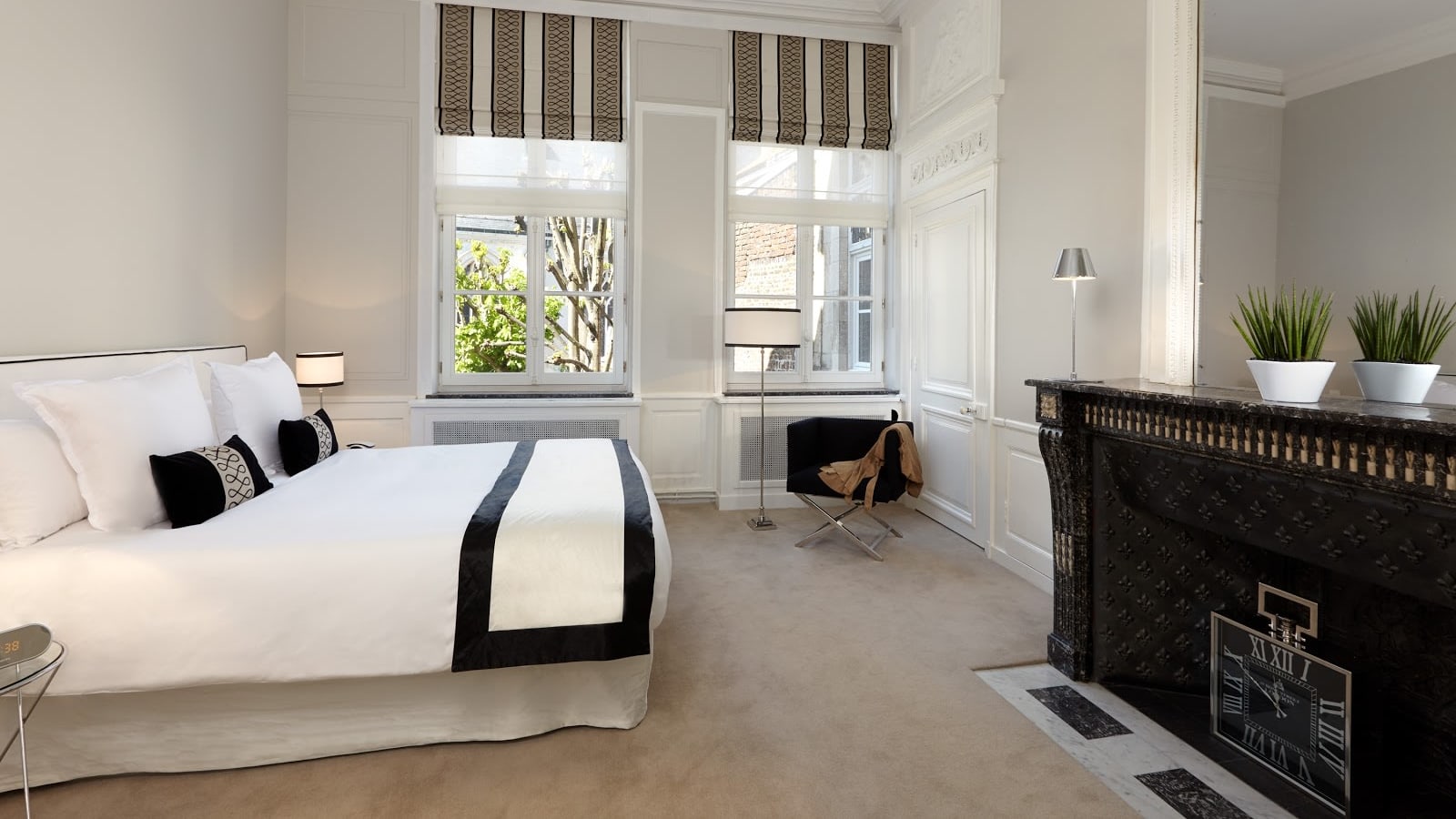 Stylish Clarance Hotel Lille
