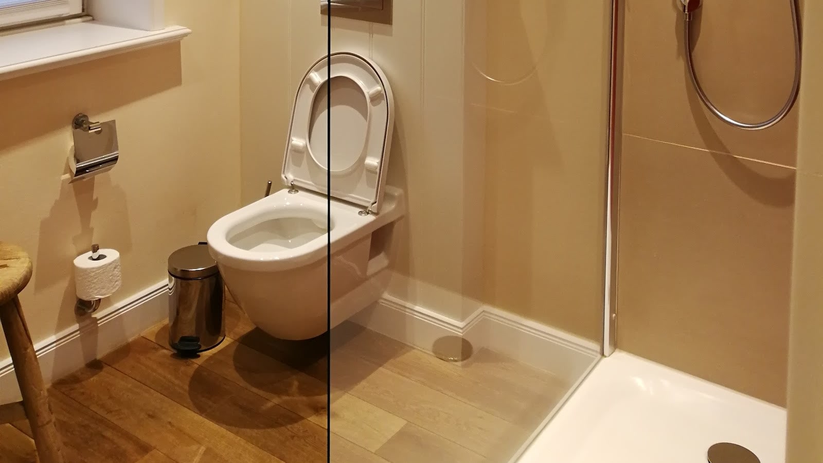 Comfortable bathroom at Hardenberg BurgHotel Nörten-Hardenberg