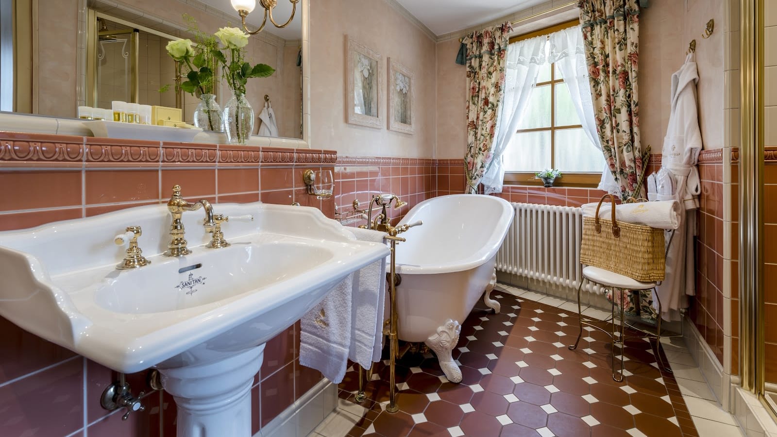 Inviting Hotel Bareiss Baiersbronn-Mitteltal