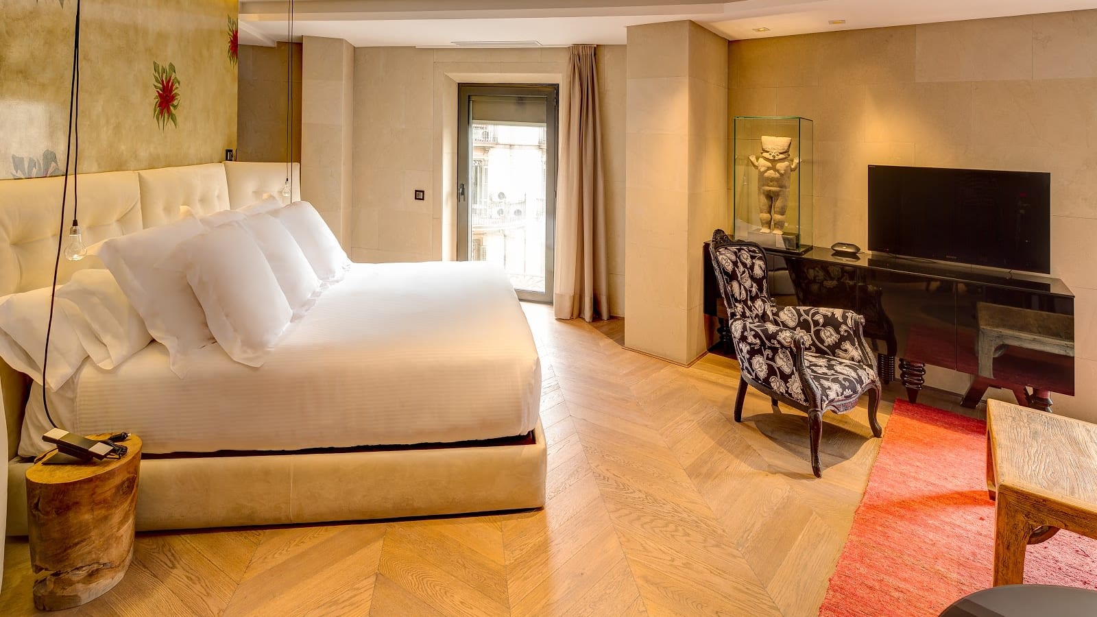 Cozy Hotel Claris Barcelona