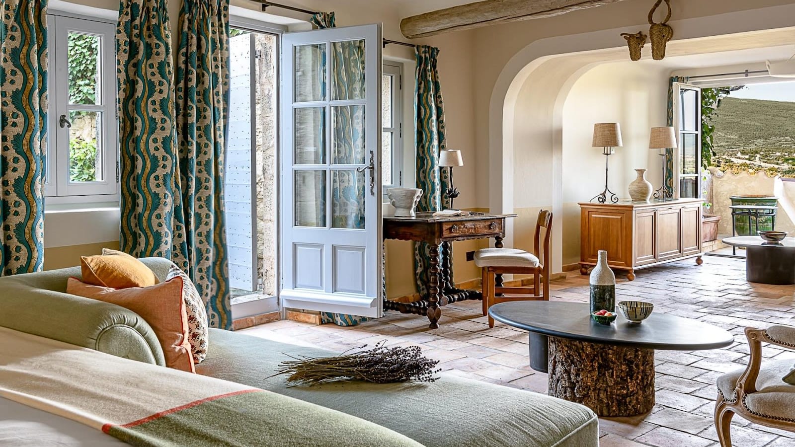 Chaleureux Hôtel Crillon Le Brave Crillon le Brave