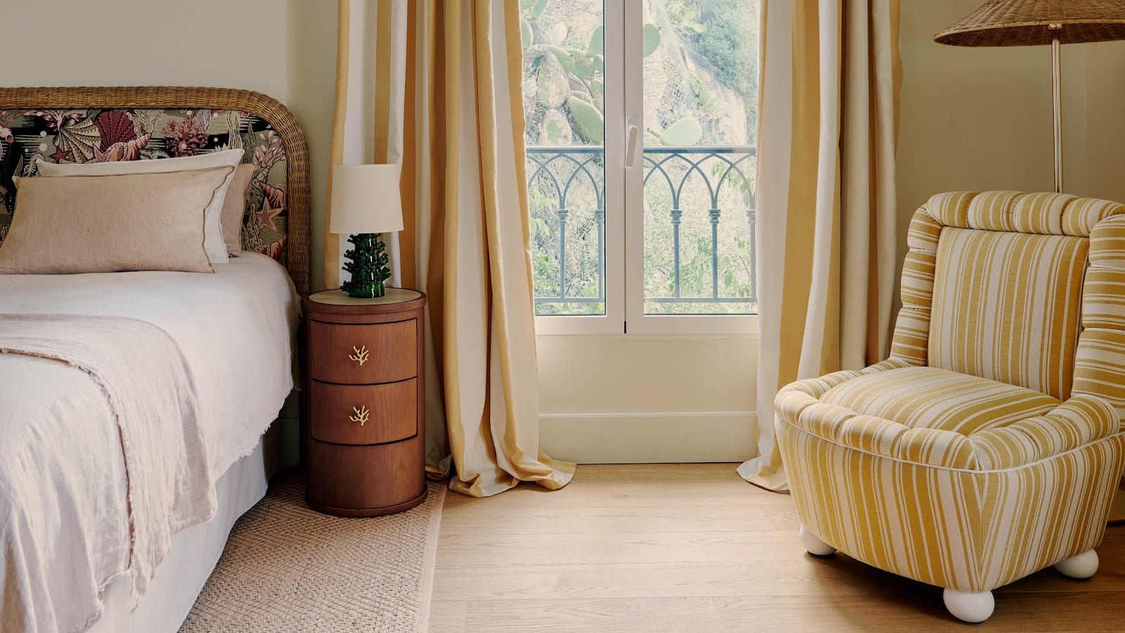 Cozy Hotel La Perouse Nice