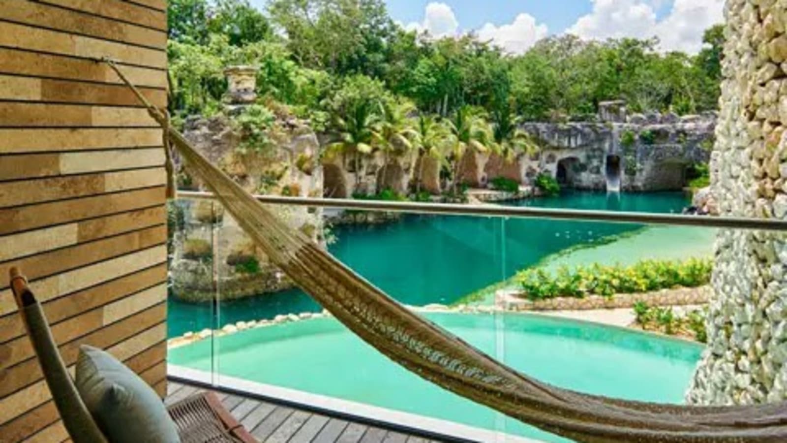 Inviting Hotel Xcaret Arte Playa del Carmen