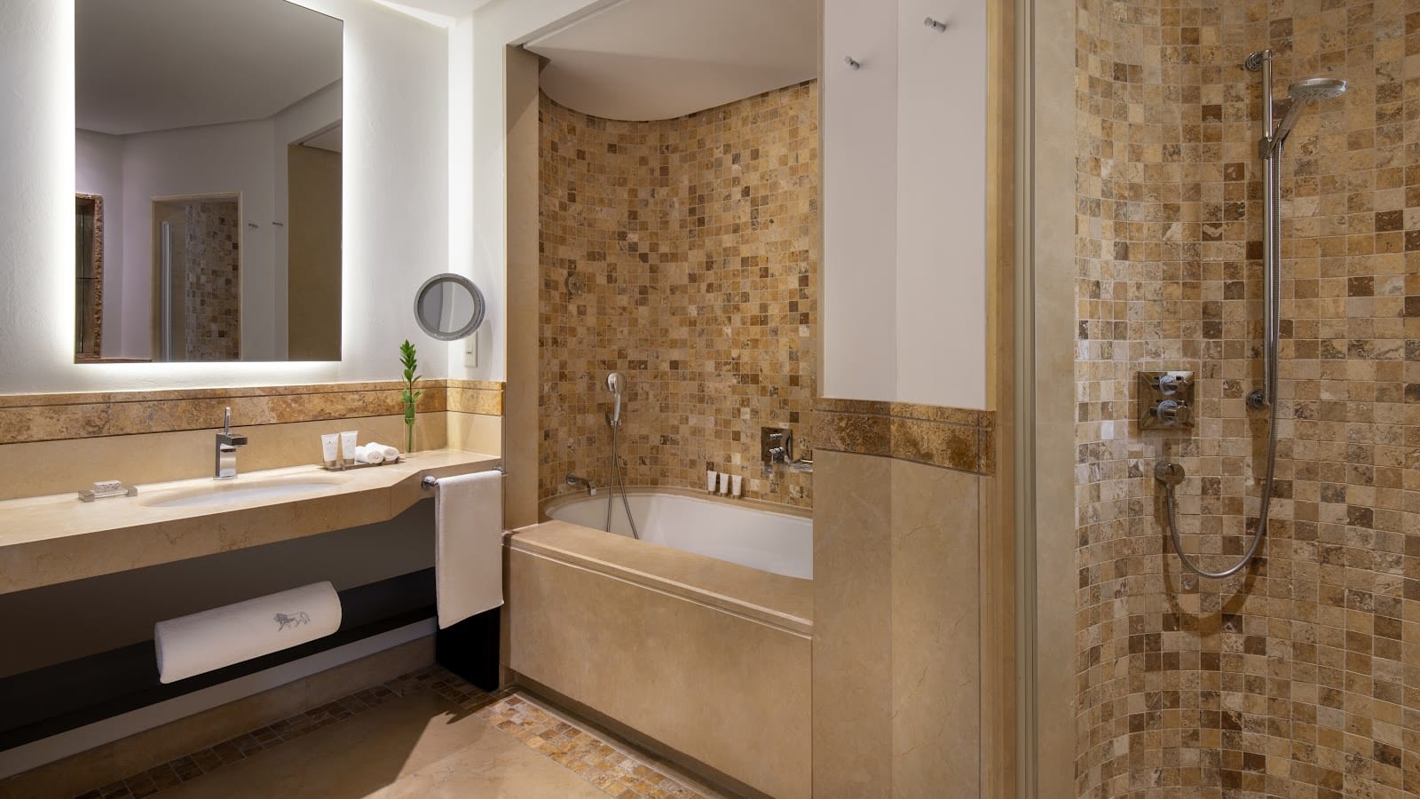 Elegant Kempinski Hotel Ishtar Dead Sea Sweimeh