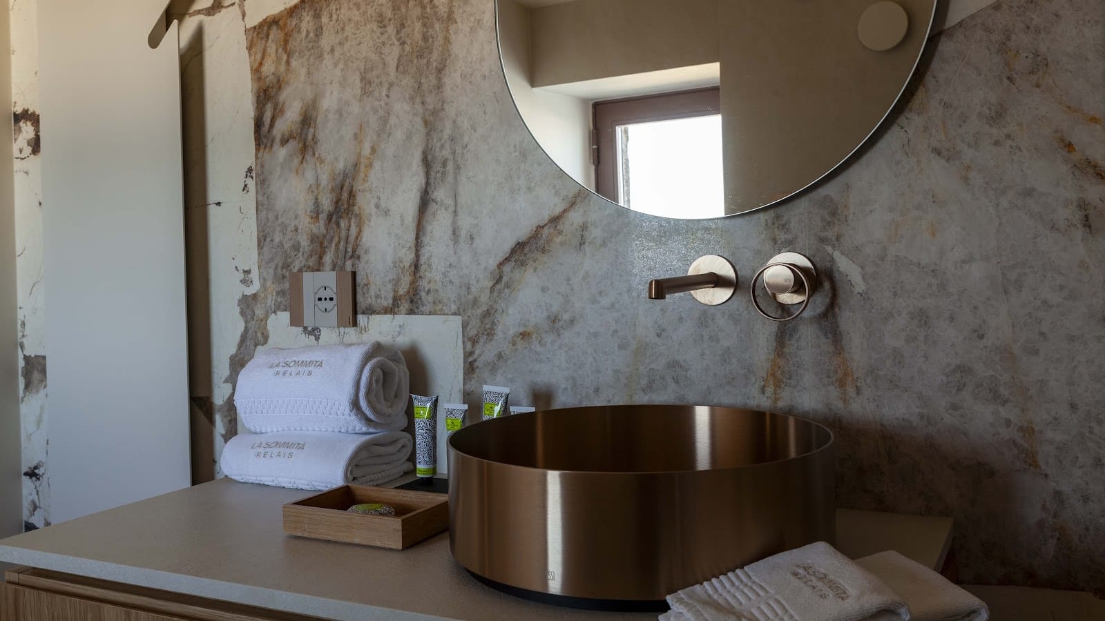 Elegant bathroom at La Sommità Relais Ostuni
