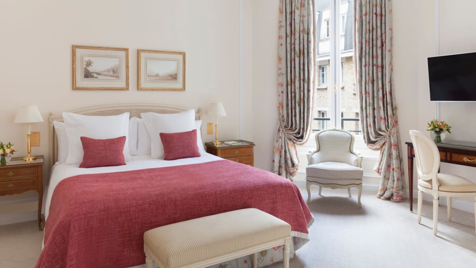Room suite azur — Hôtel Le Bristol Paris