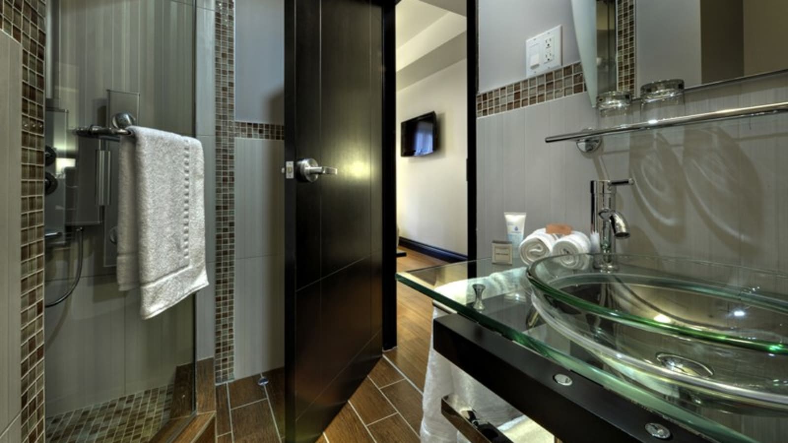 Stylish Le Petit Hôtel Montreal