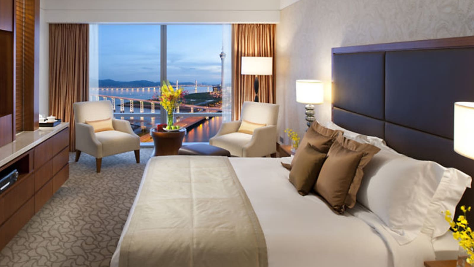 Cozy Mandarin Oriental, Macau