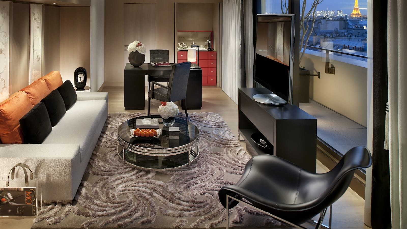 Elegant suite at Mandarin Oriental, Paris