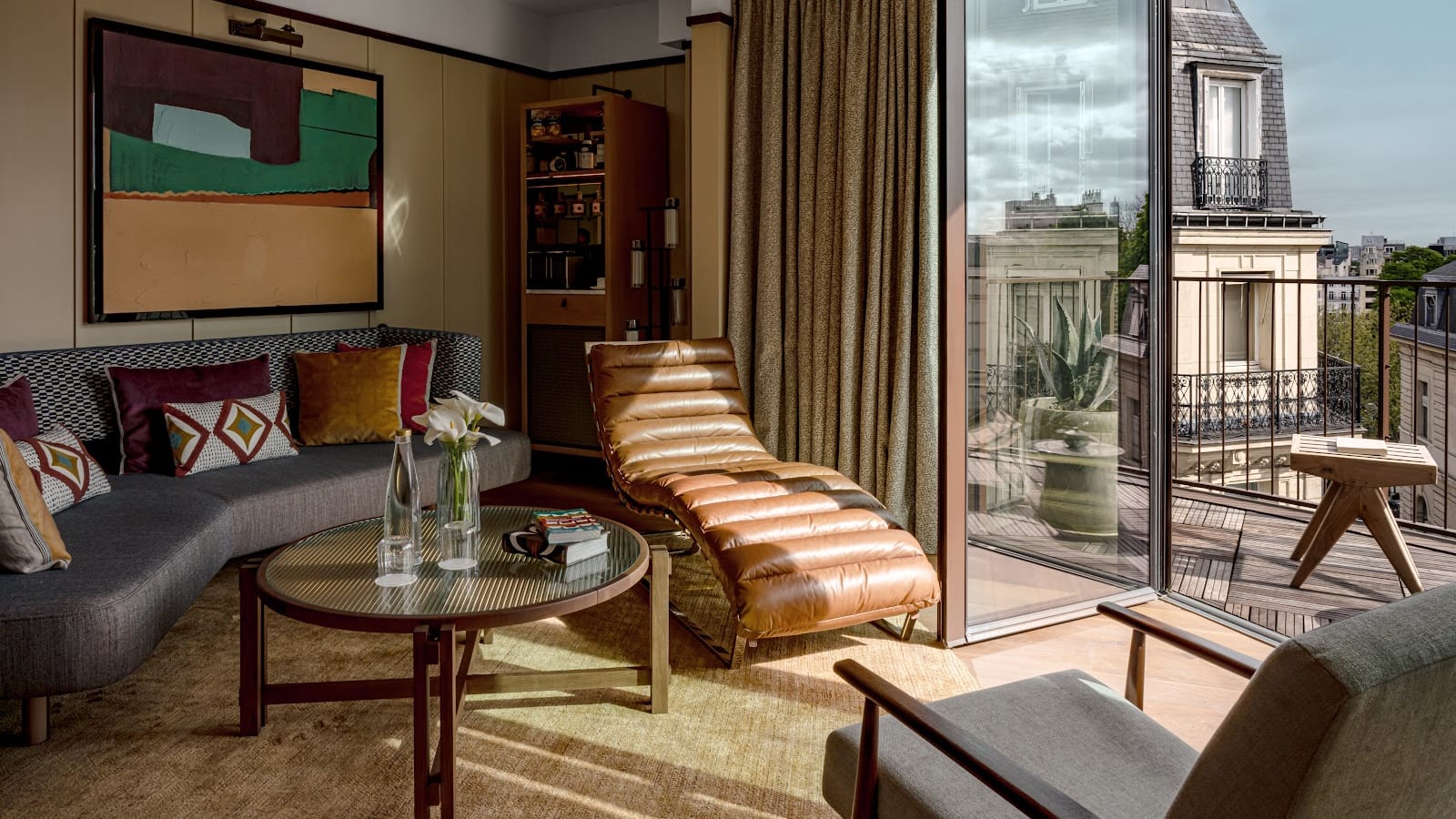 Elegant suite at Norman Paris Hôtel & Spa Paris