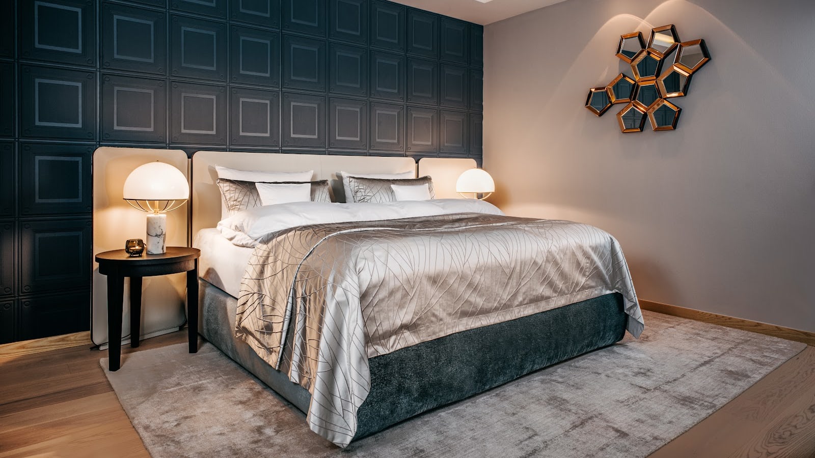 Stylish PURS Luxury Boutique Hotel & Restaurant Andernach