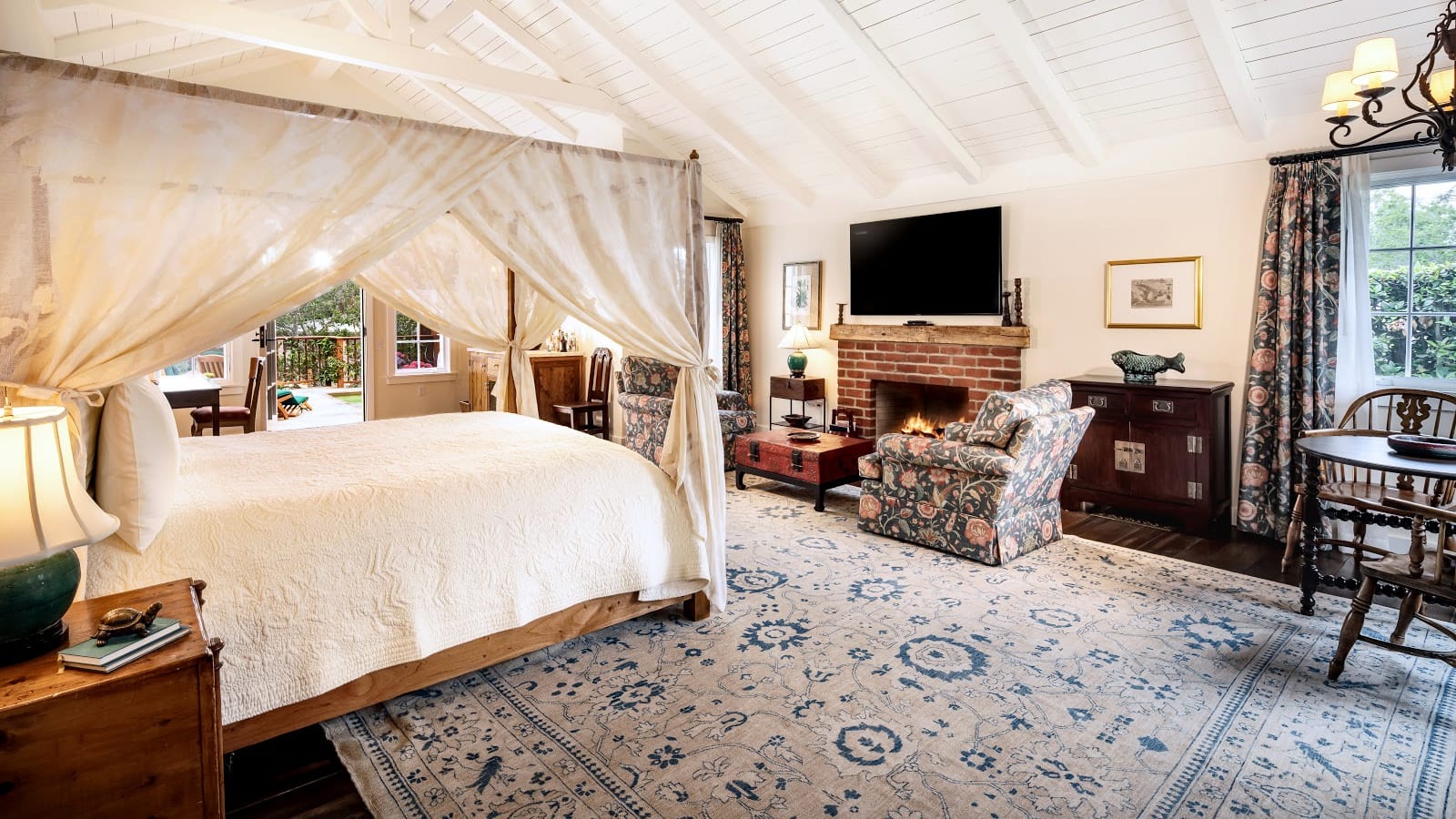 Cozy San Ysidro Ranch Santa Barbara