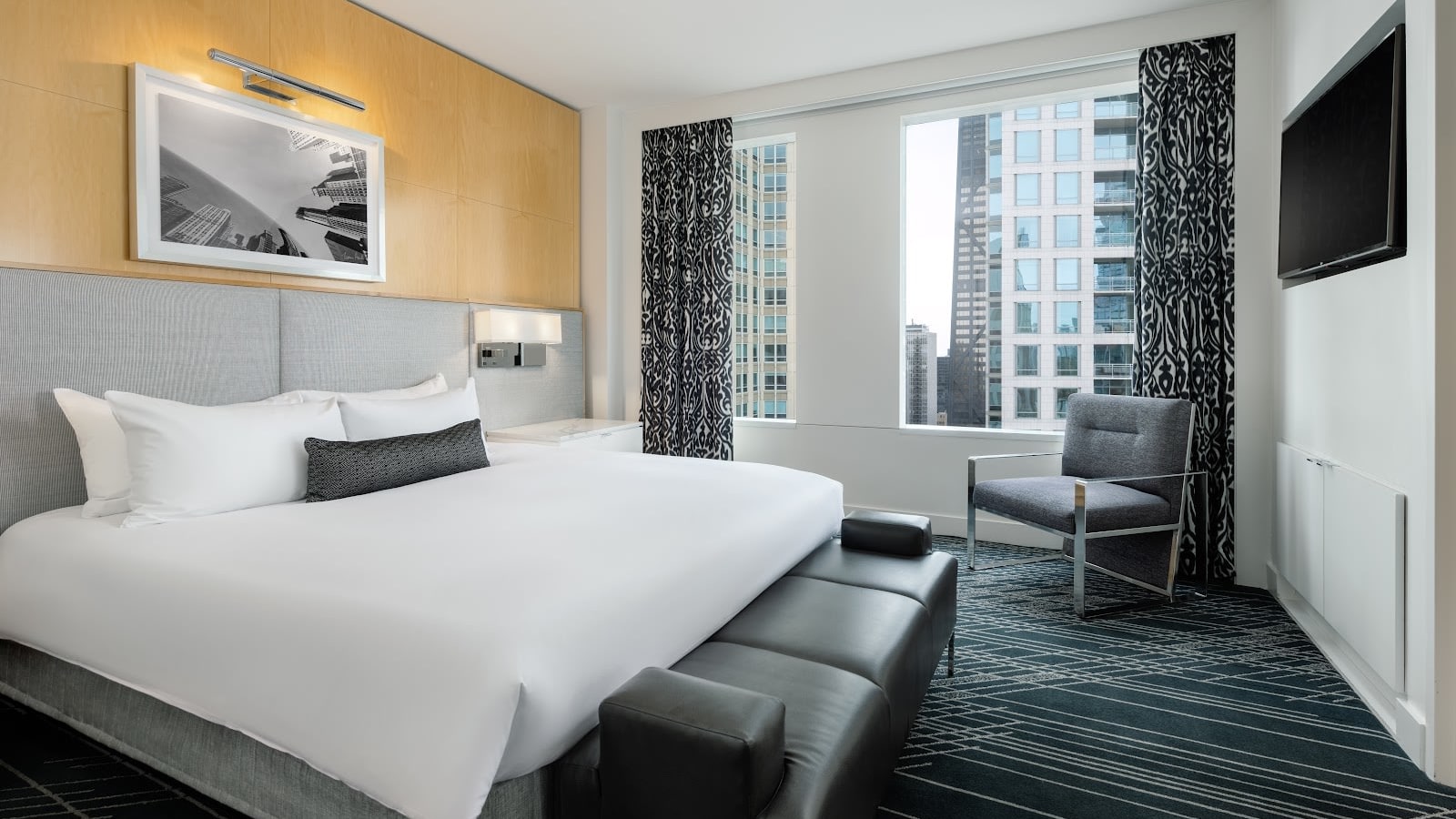 Stylish Sofitel Chicago Magnificent Mile Chicago