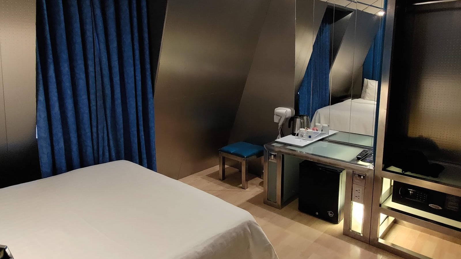 Chambre moderne Stylotel London Londres