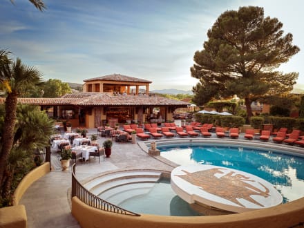Hôtel Byblos Saint-Tropez — Saint-Tropez