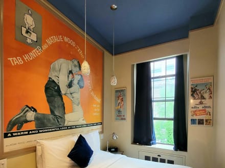 Chelsea Pines Inn — New York