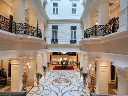 Corinthia — Budapest