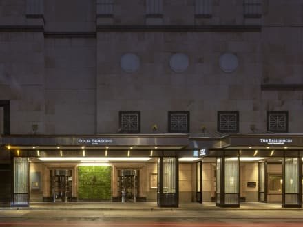 Four Seasons Hotel Chicago — Chicago