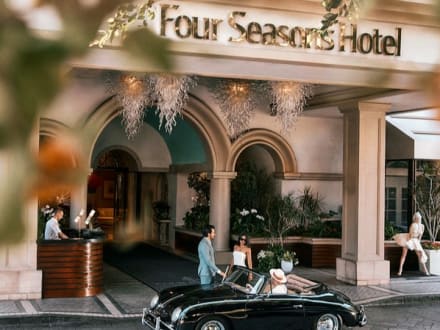 Four Seasons Hotel Los Angeles at Beverly Hills — Los Angeles