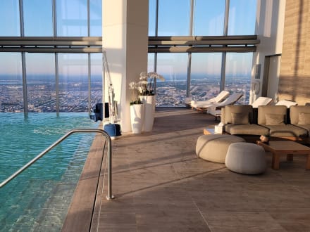 Four Seasons Hotel Philadelphia — Philadelphia